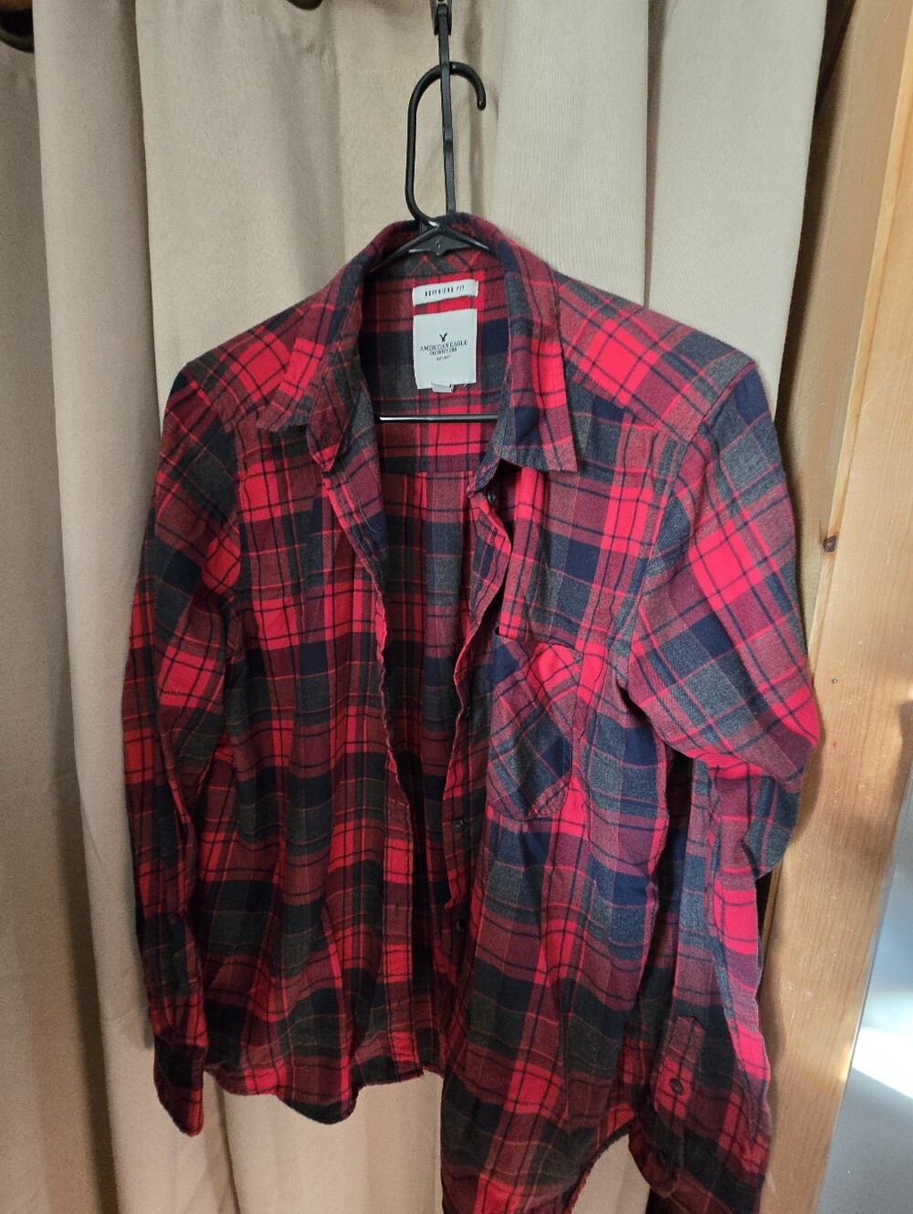 American Eagle Outfitter Women's Red and Black Plaid Boyfriend Flannel Shirt